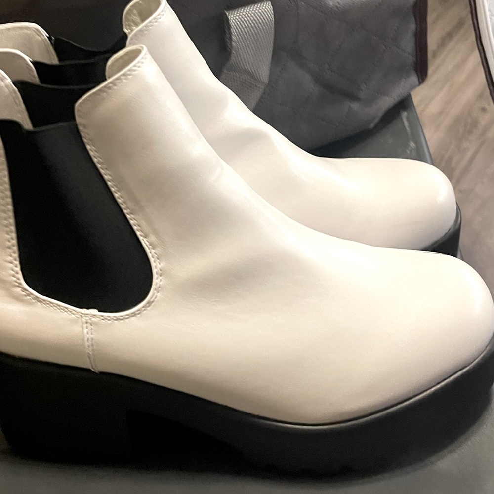 Worn Once! White Chelsea Boots